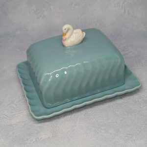 Beurrier Bleu en Céramique Rice surmonté d'un cygne