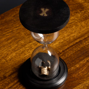 Sablier noir en verre avec tête de mort – Image 5